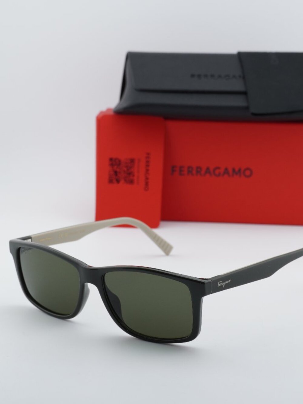 Salvatore Ferragamo SF938S 338 Rectangle Sunglasses - Dark Green / Green
